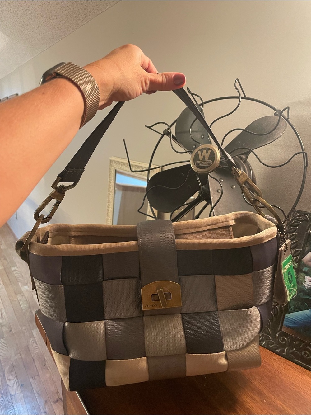 Harvey’s Original Seatbelt Bag Treecycle edition.